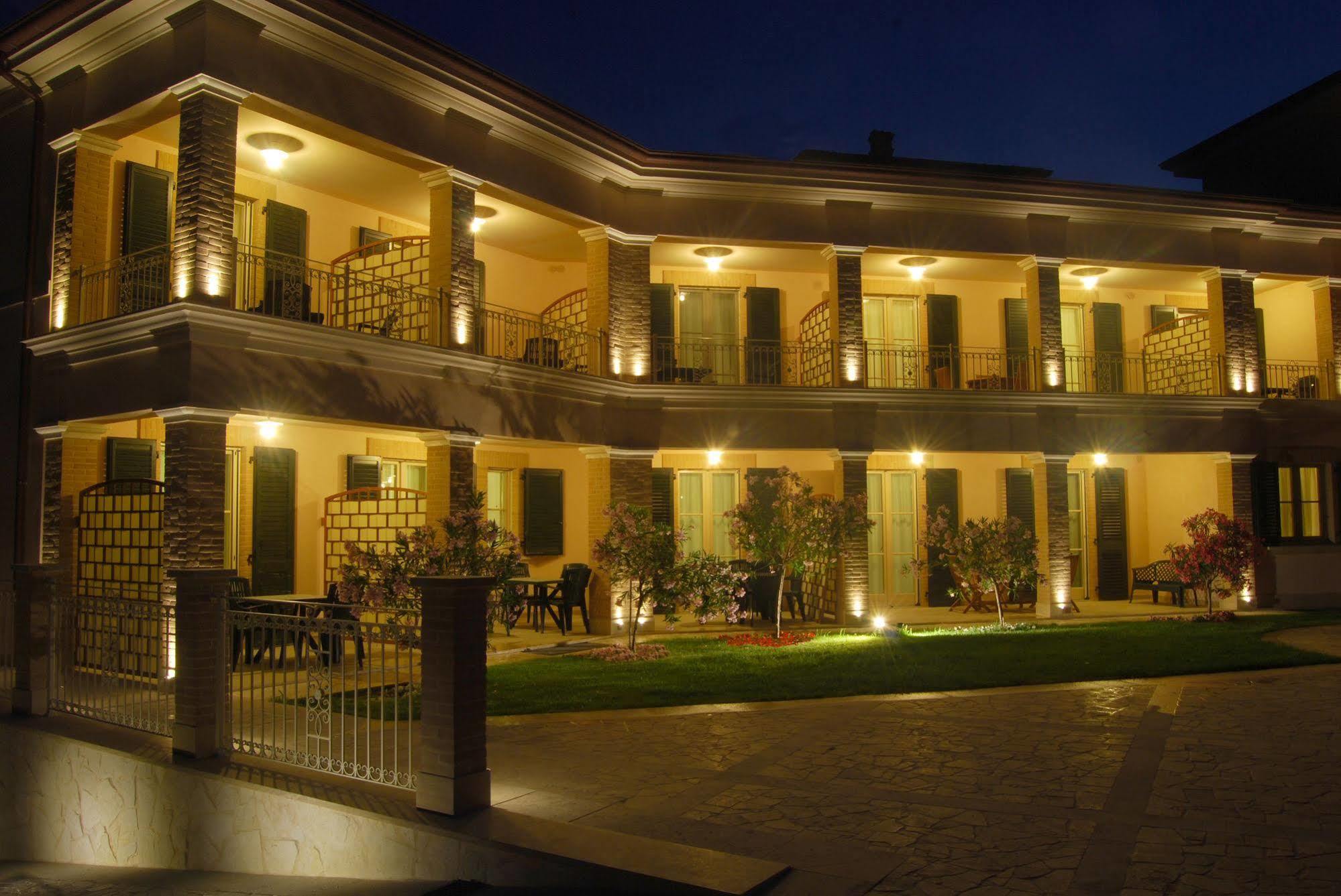 Incantea Resort Tortoreto Esterno foto