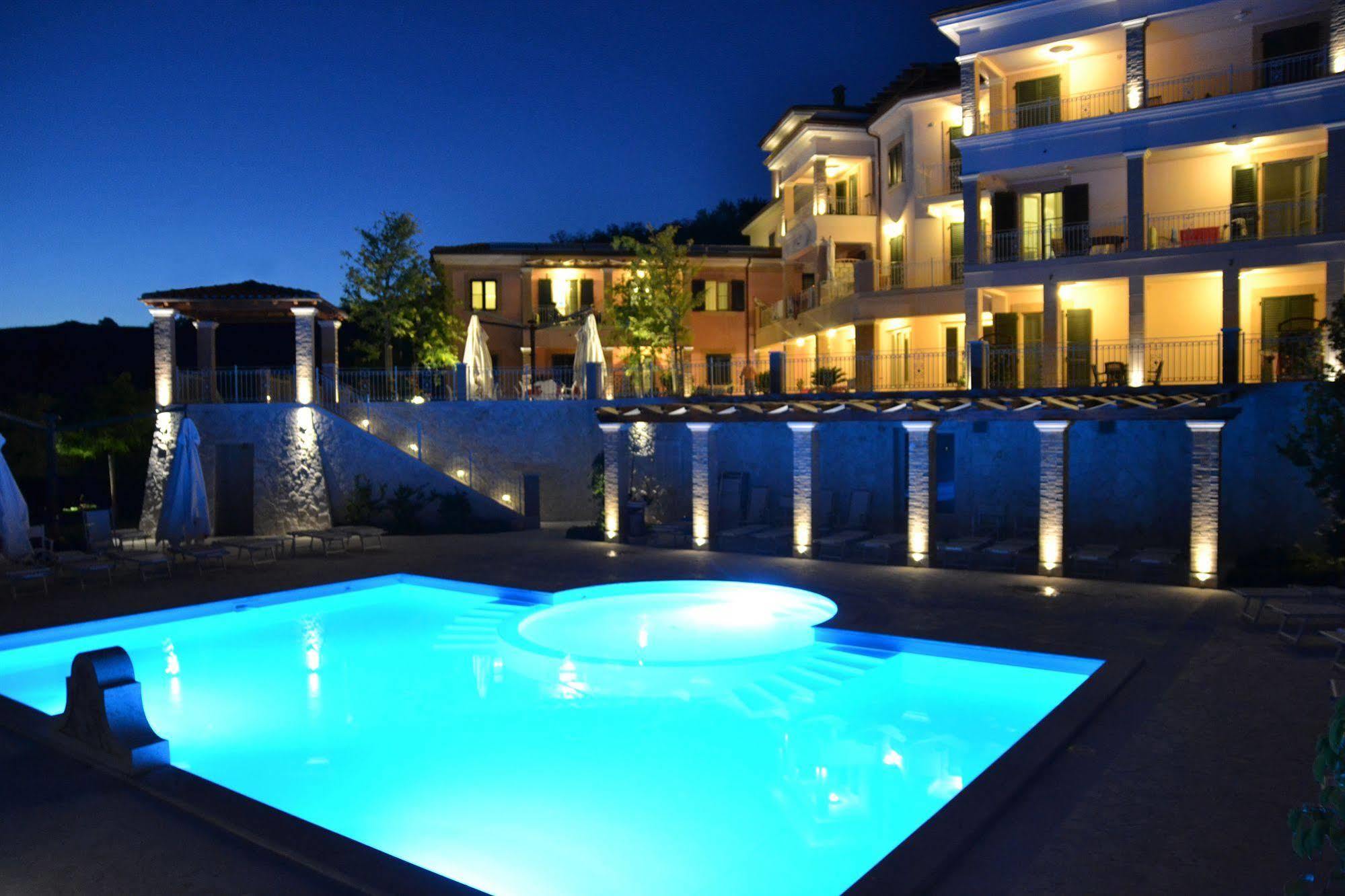 Incantea Resort Tortoreto Esterno foto
